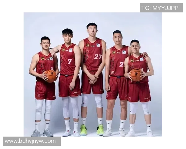 媒体人评论对手犯规无意加班中国男篮逆袭绝杀展现实力 媒体人评论对手犯规无意加班中国男篮逆袭绝杀展现实力